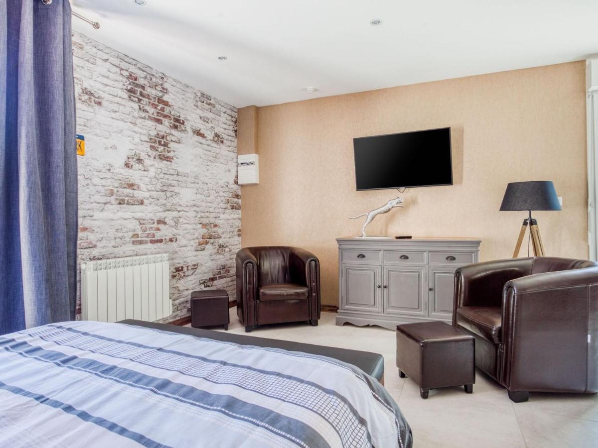 Cosy Apartment In Eperlecques With Fireplace Ngoại thất bức ảnh