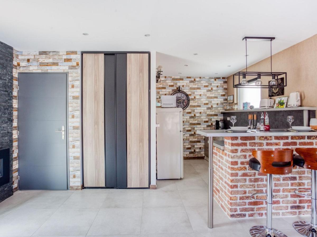 Cosy Apartment In Eperlecques With Fireplace Phòng bức ảnh
